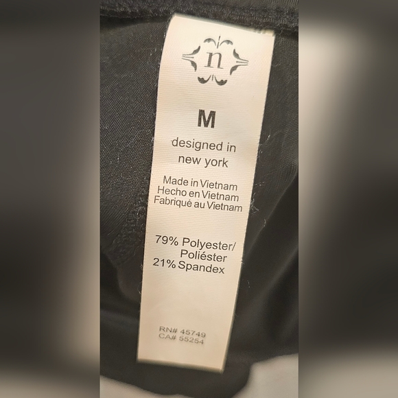 Terez Star Print Uplift Shorts (M) - Picture 5 of 5